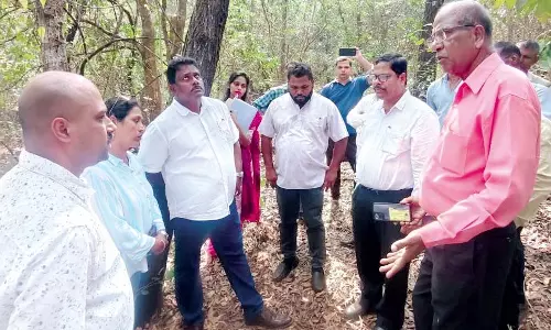 गोवा SC/ST पैनल ने वन विभाग को खांडेपार में पारंपरिक दाह संस्कार की अनुमति देने का आदेश दिया गोवा SC/ST पैनल ने वन विभाग को खांडेपार में पारंपरिक दाह संस्कार की अनुमति देने का आदेश दिया