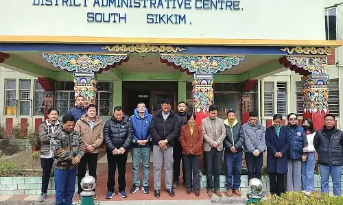 Sikkim : महात्मा गांधी और स्वतंत्रता सेनानियों को श्रद्धांजलि दी गई Sikkim : महात्मा गांधी और स्वतंत्रता सेनानियों को श्रद्धांजलि दी गई