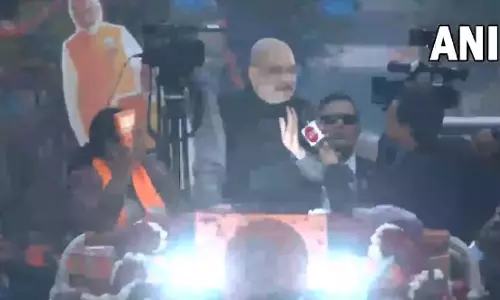 अमित शाह ने शालीमार बाग विधानसभा क्षेत्र में किया रोड शो