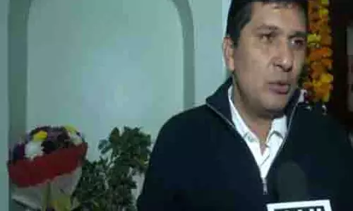 AAP के सौरभ भारद्वाज ने हरियाणा के मुख्यमंत्री को यमुना का पानी पीने की चुनौती दी AAP के सौरभ भारद्वाज ने हरियाणा के मुख्यमंत्री को यमुना का पानी पीने की चुनौती दी