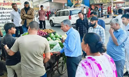 Barmer: विशेष सफाई अभियान चलाया जिला कलेक्टर समेत प्रशासनिक अधिकारी मोनेटरिंग करने पहुंचे