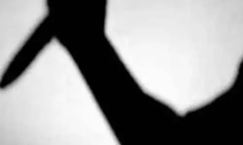 Crime: आपसी विवाद में युवक की चाकू घोंपकर हत्या, नाबालिग है हत्यारे