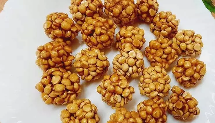 Jaggery Chana Laddu: स्वाद और सेहत से भरपूर ये मीठी डिश होगी बिल्कुल लाजवाब