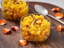 Recipe: देवी सरस्वती को चढ़ाएं रवा केसरी का भोग