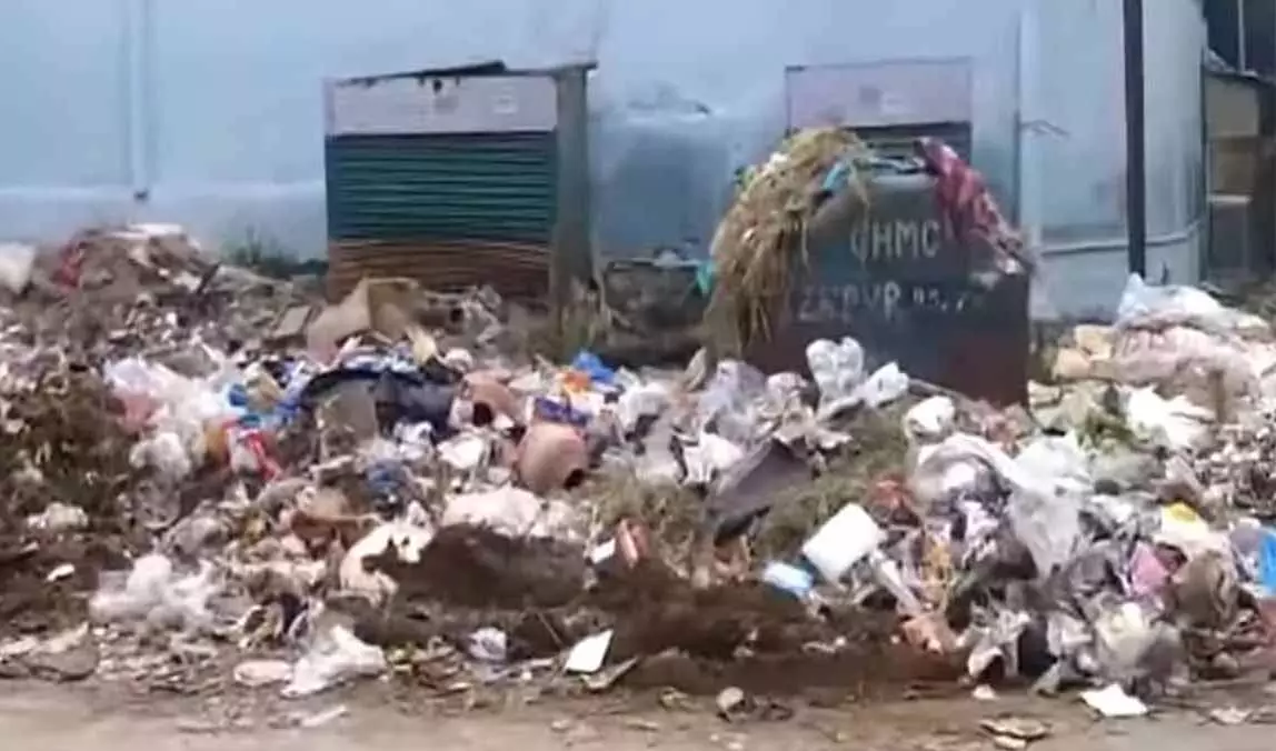 कचरा समस्या से निपटने के लिए GHMC स्मार्ट डिब्बे लॉन्च करेगी कचरा समस्या से निपटने के लिए GHMC स्मार्ट डिब्बे लॉन्च करेगी