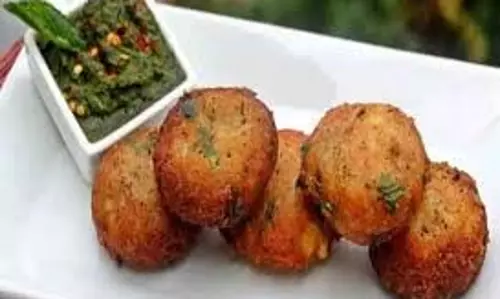Recipe:  बचे हुए राजमा-चावल से बनाएं स्पेशल चीज बॉल्स