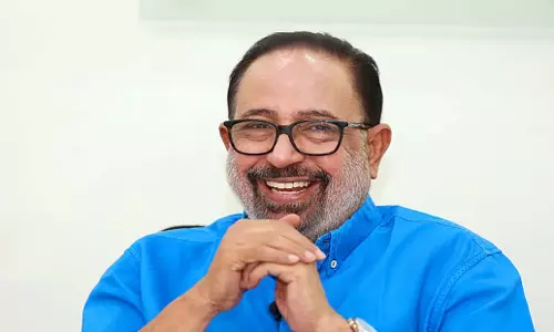 Kerala: फिल्म मेकअप कलाकारों ने चर्चा के बाद हड़ताल वापस ली