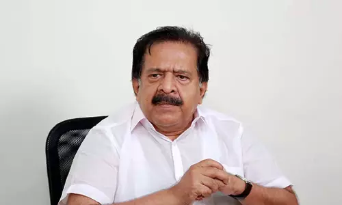 Kerala: शराब बनाने की अनुमति वापस ली जाए: कांग्रेस नेता रमेश चेन्निथला