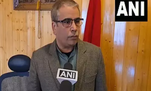 NC के तनवीर सादिक ने अल्पसंख्यक अधिकारों को लेकर वक्फ बिल की आलोचना की