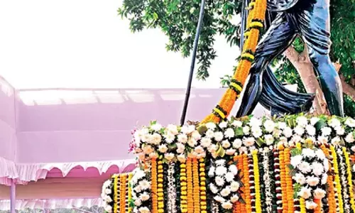 पूज्य बापूजी का मार्ग अनुसरण करने योग्य है : CM Majhi पूज्य बापूजी का मार्ग अनुसरण करने योग्य है : CM Majhi