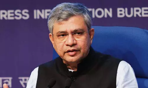 सरकार ने वैश्विक मॉडलों को टक्कर देने के लिए मेगा एआई योजना का अनावरण किया सरकार ने वैश्विक मॉडलों को टक्कर देने के लिए मेगा एआई योजना का अनावरण किया