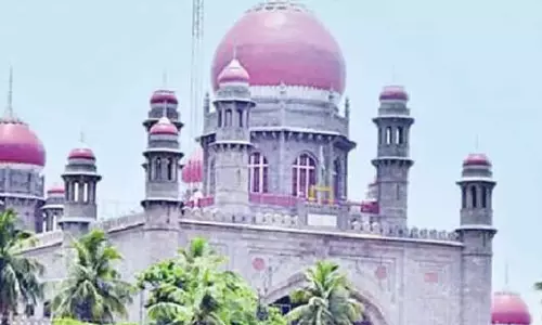 Telangana: हाईकोर्ट ने पूर्व शीर्ष पुलिस अधिकारियों को जमानत दी