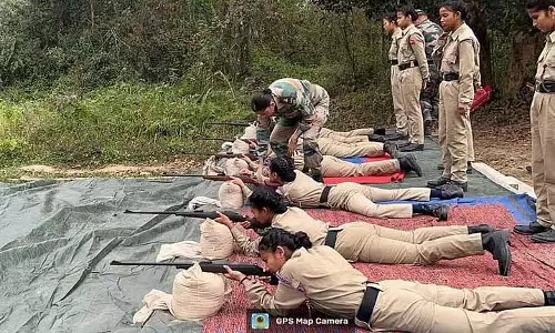Assam : डिब्रूगढ़ विश्वविद्यालय में सफल फायरिंग सत्र आयोजित किया