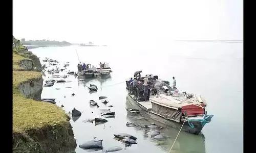 Assam : डिब्रूगढ़ ने नदी कटाव से निपटने के लिए जियो बैग स्थापना परियोजना शुरू