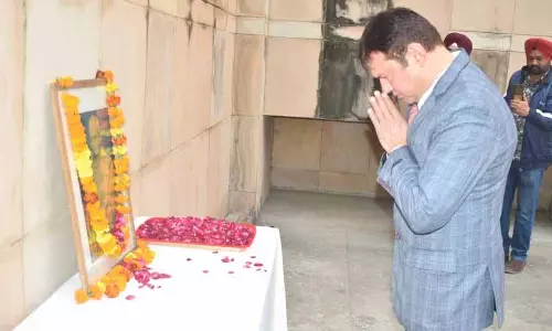 Punjab: गांधी जी के शहादत दिवस पर उन्हें श्रद्धांजलि