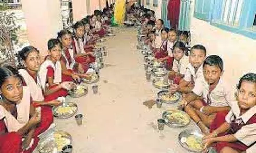 Tamil Nadu : जीसीसी ने ब्रेकफास्ट स्कीम आउटसोर्सिंग योजना रद्द की Tamil Nadu : जीसीसी ने ब्रेकफास्ट स्कीम आउटसोर्सिंग योजना रद्द की