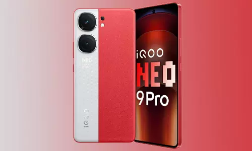 12GB रैम और 256GB स्टोरेज वाले iQOO के इस फ्लैगशिप फोन पर मिल रहा डिस्काउंट