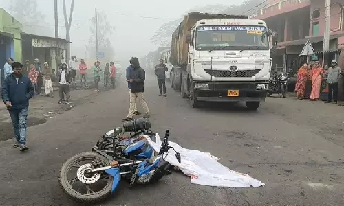 Angul में कोयला लदे ट्रक से कुचलकर युवक की मौत