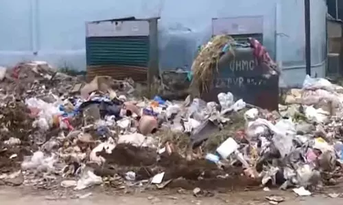 कचरा समस्या से निपटने के लिए GHMC स्मार्ट डिब्बे लॉन्च करेगी कचरा समस्या से निपटने के लिए GHMC स्मार्ट डिब्बे लॉन्च करेगी