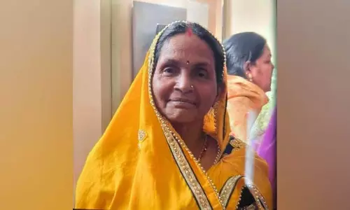 Assam : प्रयागराज में महाकुंभ मेले से असम की महिला लापता हो गई Assam : प्रयागराज में महाकुंभ मेले से असम की महिला लापता हो गई