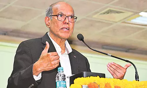 Duvvuri Subbarao: केंद्र और राज्यों के बीच विकसित भारत का निर्माण संभव