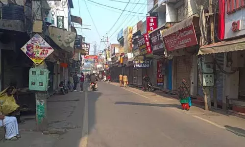 Sangrur में अंबेडकर प्रतिमा तोड़े जाने के विरोध में प्रदर्शन, दुकानें बंद रहीं