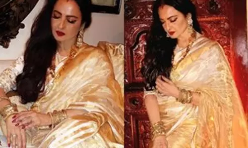Rekha ने हाथ से बुनी हुई गोल्ड टिशू स्ट्राइप साड़ी में अपनी खूबसूरती बिखेरी