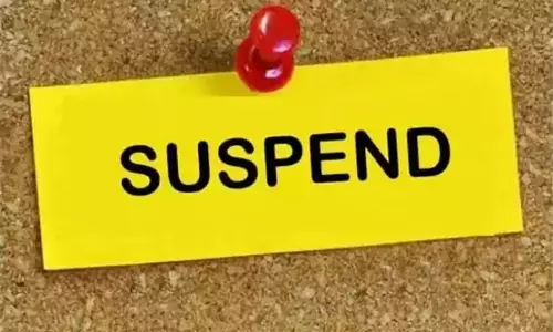 महाकुंभ मेला: श्रद्धालुओं के भोजन में राख मिलाने के आरोप में पुलिस अधिकारी निलंबित