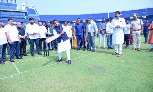 Odisha CM: भारत-इंग्लैंड एकदिवसीय मैच से पहले बाराबती स्टेडियम में तैयारियों की समीक्षा की