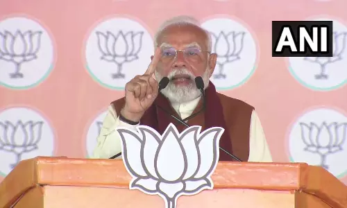 प्रधानमंत्री नरेंद्र मोदी गांधी परिवार पर भड़के, सोनिया गांधी के बयान पर बवाल मचा