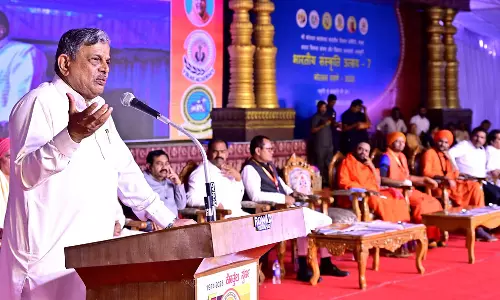 नक्सलियों ने क्रांति के नाम पर युवाओं को गुमराह किया: Dattatreya Hosabale