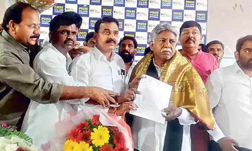 एसोसिएशन TGSRTC की हड़ताल का समर्थन करने की अपील कर रहे