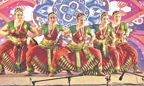 Hyderabad: सांस्कृतिक गतिविधियों और शैक्षणिक प्रतियोगिताओं का मिश्रण