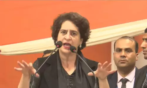 मुस्तफाबाद में प्रियंका गांधी ने जनसभा को किया संबोधन, देखें LIVE VIDEO... मुस्तफाबाद में प्रियंका गांधी ने जनसभा को किया संबोधन, देखें LIVE VIDEO...