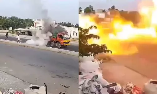 बंगाल के नैहाटी में TMC कार्यकर्ता की गोली मारकर हत्या बंगाल के नैहाटी में TMC कार्यकर्ता की गोली मारकर हत्या