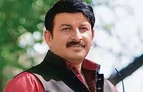 Manoj Tiwari Birthday: जानिए फिल्मों से राजनीति तक का उनका सफर