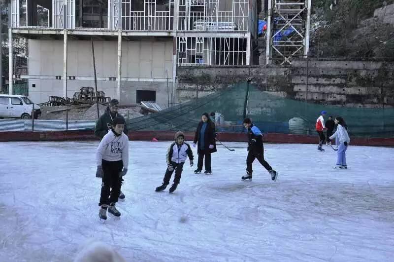 Ice Hockey एसोसिएशन ने सभी मौसम के अनुकूल रिंक की योजना में तेजी लाने का आग्रह किया