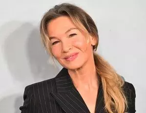 Renee Zellweger ने खुलासा किया कि वह 41 साल की उम्र तक एक सूटकेस में रहती थीं