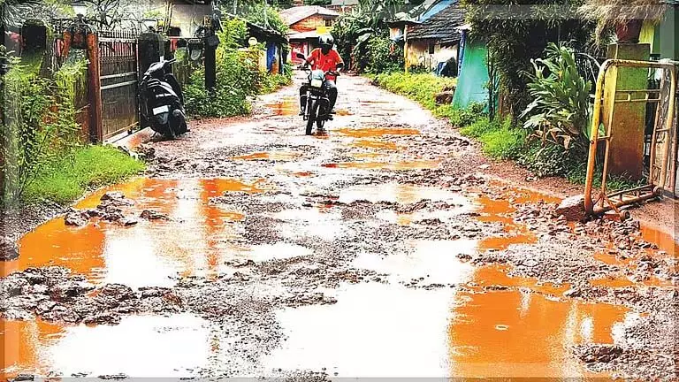 पार्षद ने मरम्मत में देरी के कारण Taleigao रोड को अस्थायी रूप से बंद करने का आग्रह किया