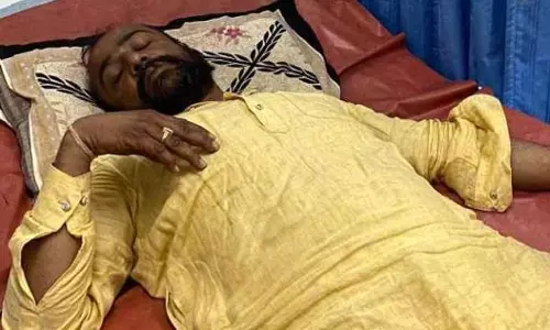स्कूटी से घर लौट रहे महापौर प्रत्याशी की हत्या की साजिश स्कूटी से घर लौट रहे महापौर प्रत्याशी की हत्या की साजिश