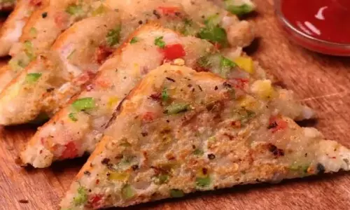Suji Oat Sandwich:बच्चों को स्वस्थ नाश्ते के लिए दें सूजी और ओट सैंडविच Suji Oat Sandwich:बच्चों को स्वस्थ नाश्ते के लिए दें सूजी और ओट सैंडविच