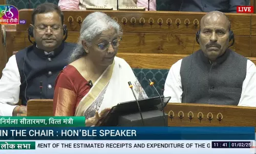 वित्त मंत्री निर्मला सीतारमण ने पेश किया बजट, गरीब, युवा, अन्नदाता और नारी शक्ति पर फोकस वित्त मंत्री निर्मला सीतारमण ने पेश किया बजट, गरीब, युवा, अन्नदाता और नारी शक्ति पर फोकस