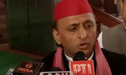 Akhilesh Yadav ने महाकुंभ त्रासदी से निपटने के सरकार के तरीके पर चिंता जताई