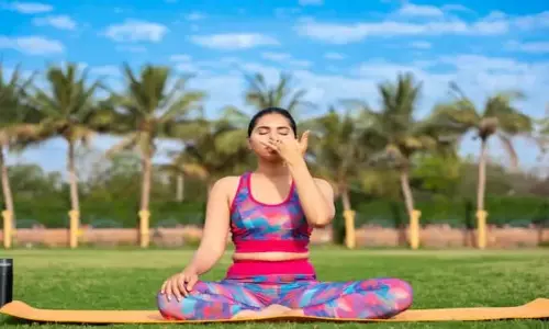 Face Exercises for Dark Circles:योगा करने से गायब हो जाएंगे चेहरे के डार्क सर्कल Face Exercises for Dark Circles:योगा करने से गायब हो जाएंगे चेहरे के डार्क सर्कल