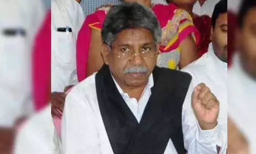 MRPS अध्यक्ष ने कांग्रेस सरकार को एससी वर्गीकरण पर ‘मडिगा सुनामी’ की चेतावनी दी MRPS अध्यक्ष ने कांग्रेस सरकार को एससी वर्गीकरण पर ‘मडिगा सुनामी’ की चेतावनी दी