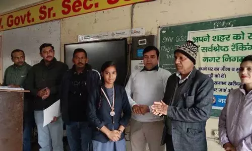 Yamunanagar के बच्चों ने नारे और भाषण प्रतियोगिता के माध्यम से स्वच्छता को बढ़ावा दिया Yamunanagar के बच्चों ने नारे और भाषण प्रतियोगिता के माध्यम से स्वच्छता को बढ़ावा दिया