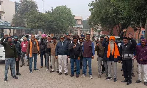 Haryana के बिजली कर्मचारियों ने ऑनलाइन स्थानांतरण नीति और निजीकरण योजना Haryana के बिजली कर्मचारियों ने ऑनलाइन स्थानांतरण नीति और निजीकरण योजना