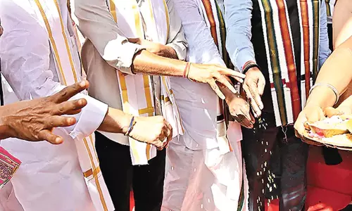 उस्मानिया अस्पताल: सीएम ने ‘नया उस्मानिया’ की आधारशिला रखी उस्मानिया अस्पताल: सीएम ने ‘नया उस्मानिया’ की आधारशिला रखी