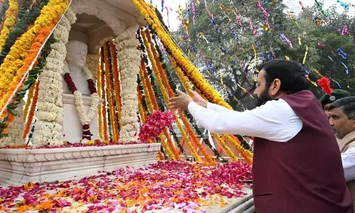 Haryana : सैनी ने सर छोटू राम को दी श्रद्धांजलि