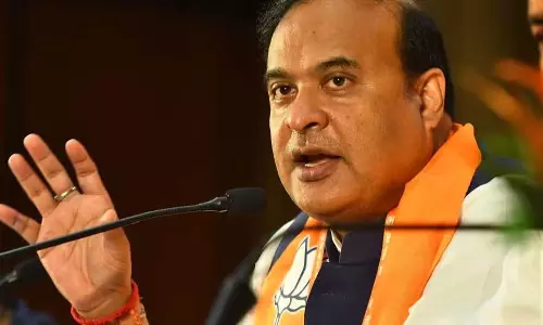 Assam : हिमंत बिस्वा सरमा ने विरोध के बीच जैन भिक्षुओं के जुलूस की सुरक्षा Assam : हिमंत बिस्वा सरमा ने विरोध के बीच जैन भिक्षुओं के जुलूस की सुरक्षा